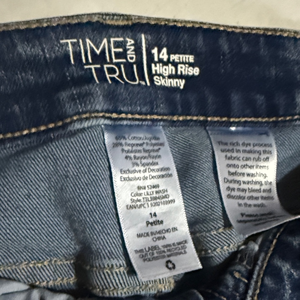 Time and Tru Dark Wash High Rise Skinny Jeans